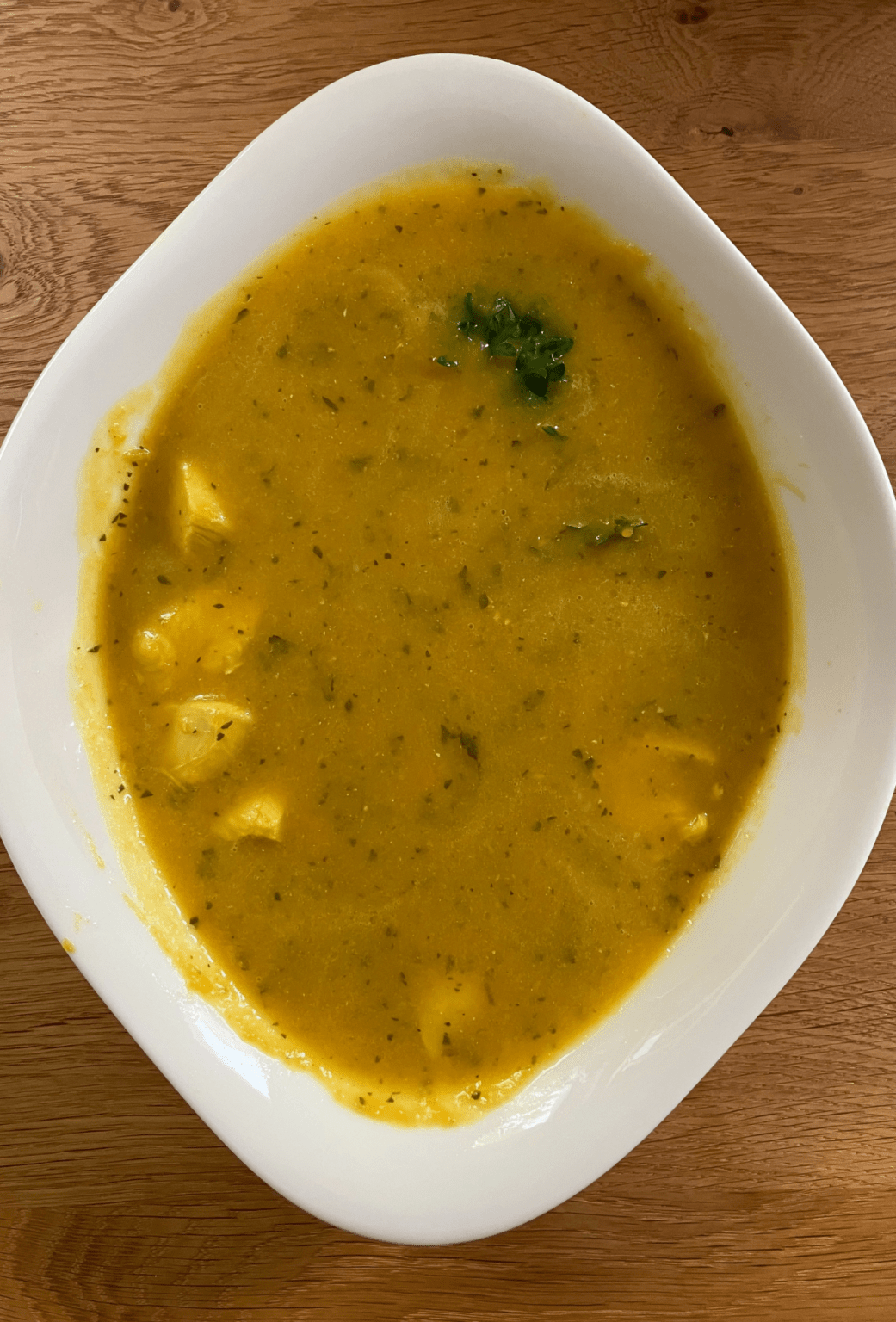 Hausgemachte Hühnersuppe für Hunde: Nährstoffreiche Kraftbrühe für eine ... Hausgemachte Hühnersuppe für Hunde: Nährstoffreiche Kraftbrühe für eine ...