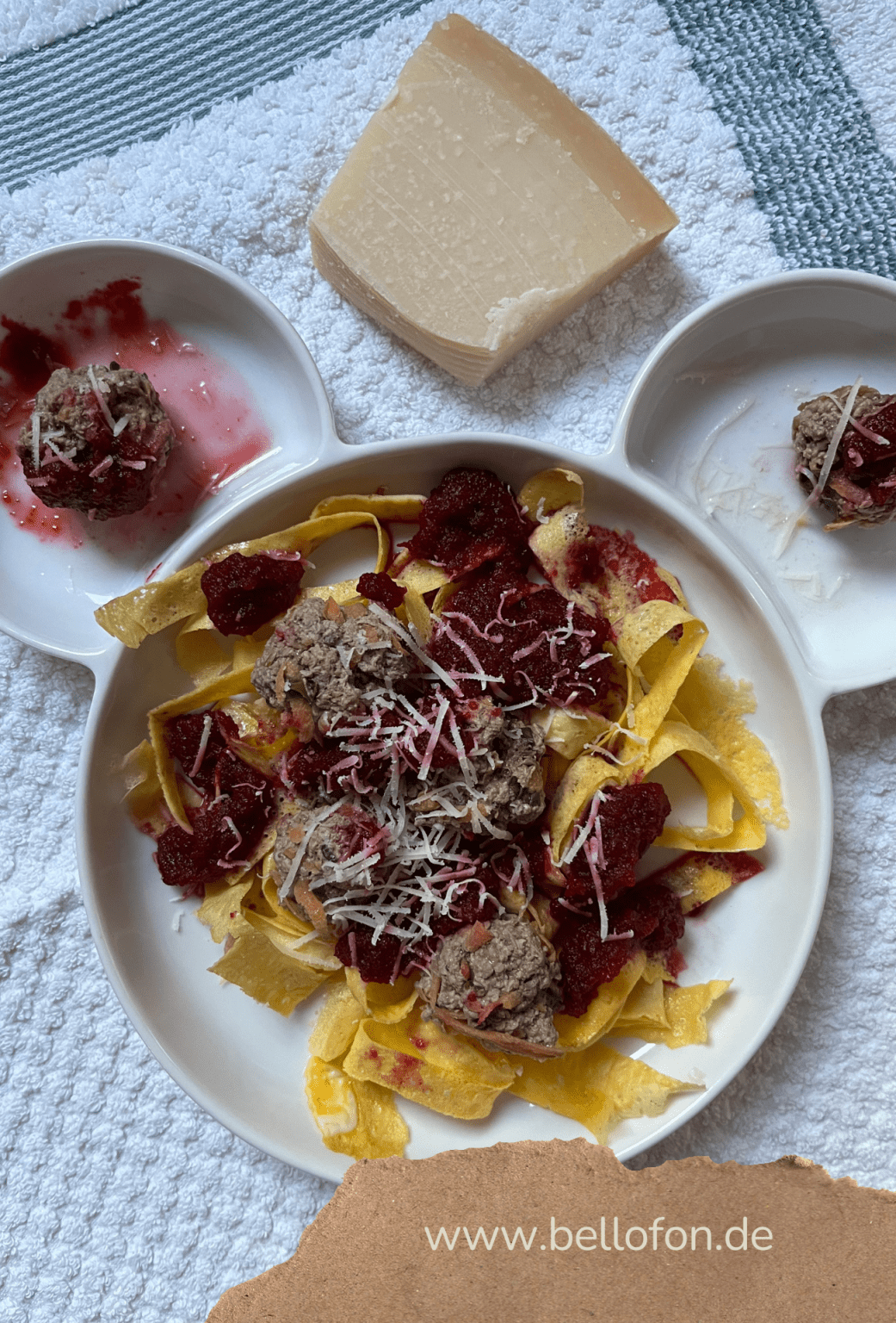 Hausgemachte Hühnersuppe für Hunde: Nährstoffreiche Kraftbrühe für eine ... Hausgemachte Hühnersuppe für Hunde: Nährstoffreiche Kraftbrühe für eine ...